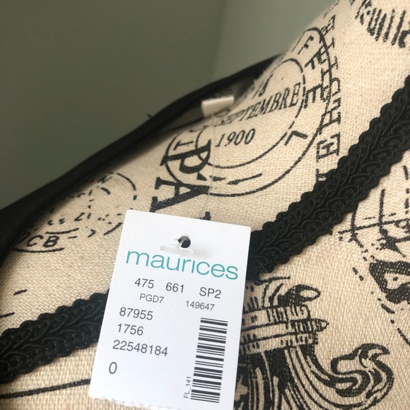 Maurice’s black flower blouse size XL - Picture 4 of 5